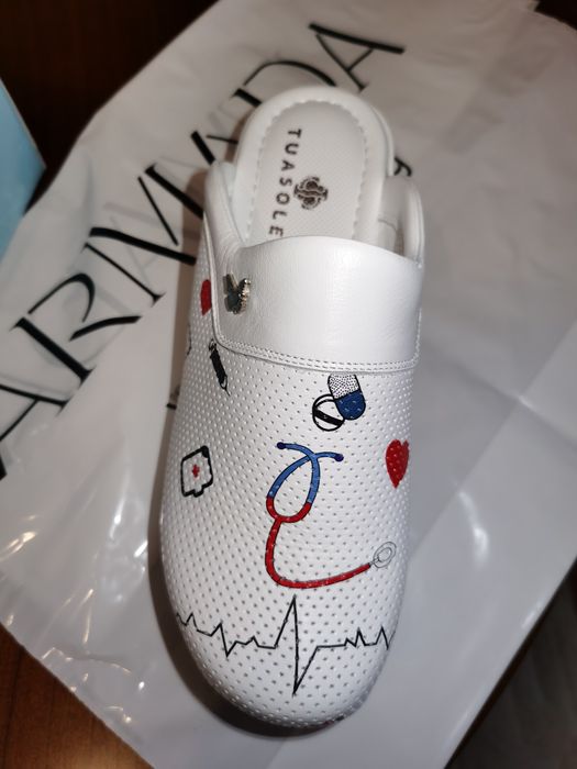 Ортопедично медицинско сабо