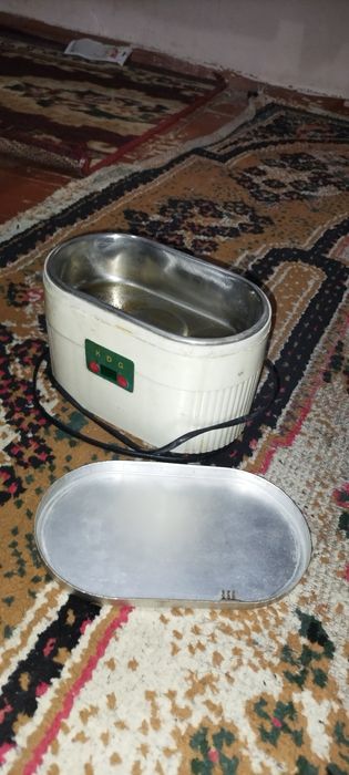 Zargarlar va telefon sozlaydiganlar uchun tozalash qurilmasi