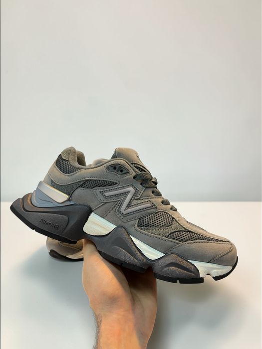 REDUCERE New Balance 9060 Marimi 36-40
