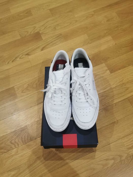 Кожени обувки Tommy jeans