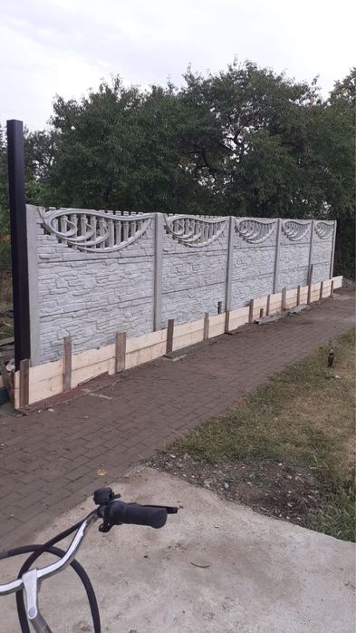 Placi de gard beton