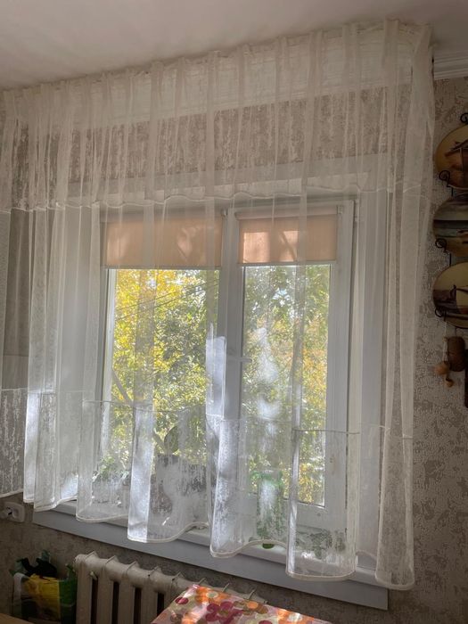 Продам шторы на кухню
