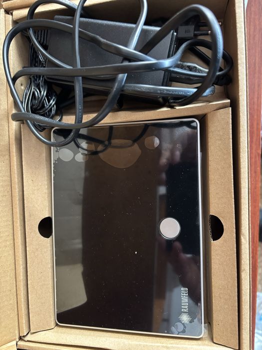 Хай- Енд Стриймър Раумфелд - немски