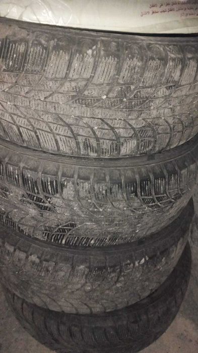 Продам шины зимние