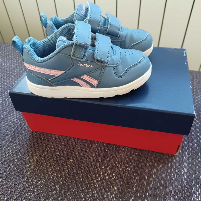 Маратонки Reebok и Гумени ботуши за момиче, номер 25