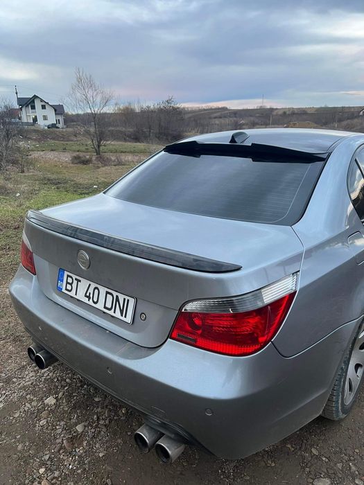 Negru Lucios * Eleron Pleoapa Codita Luneta BMW E60 E90 F30 High M4