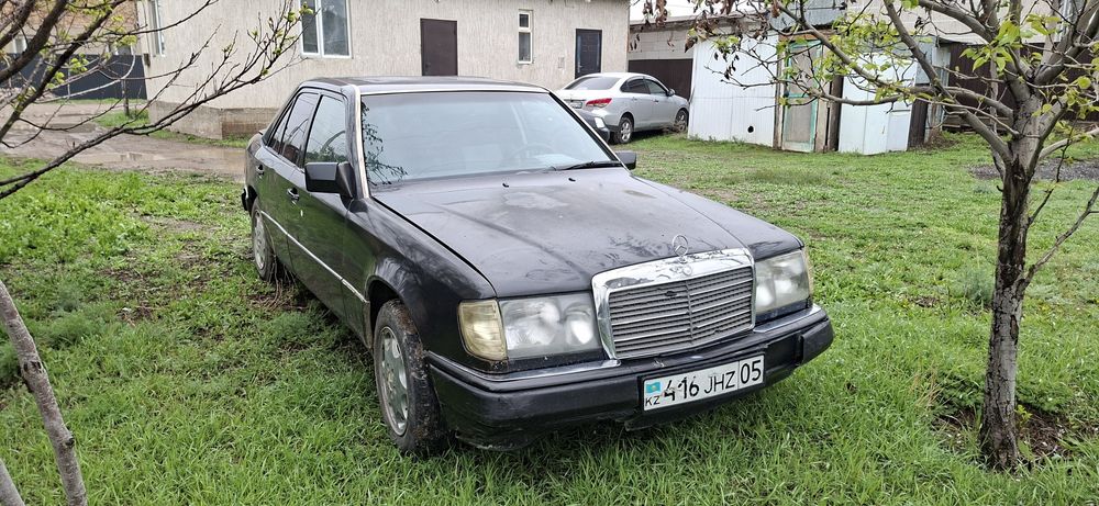 Продам Мерседес w124