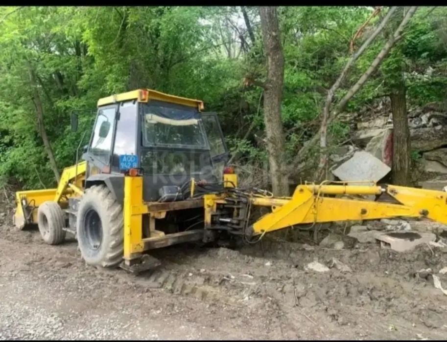 Погрузчик экскаватор