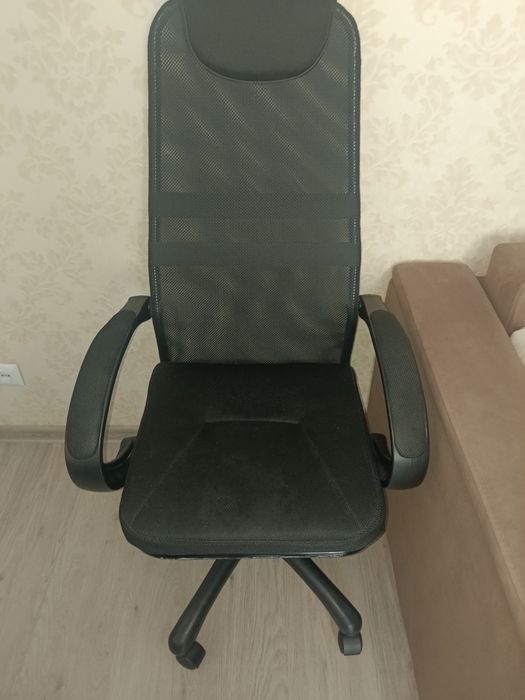 Продам Офисное кресло