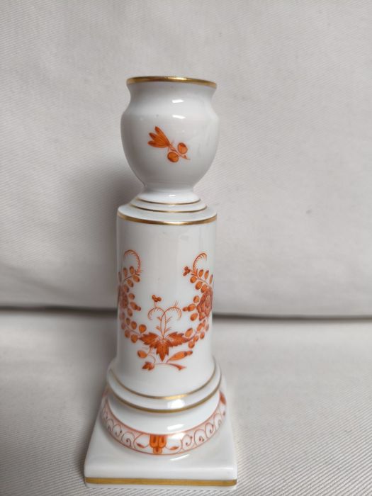 Продавам порцеланов античен свещник MEISSEN Уникален