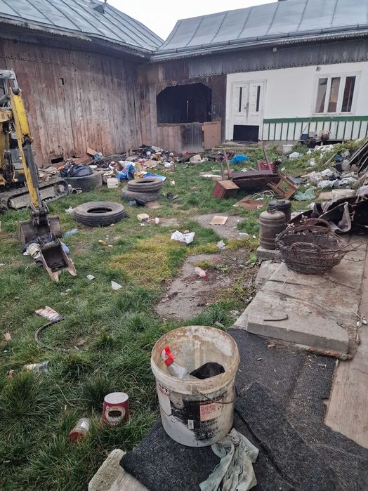 Execut lucrari demolari curatenie generala