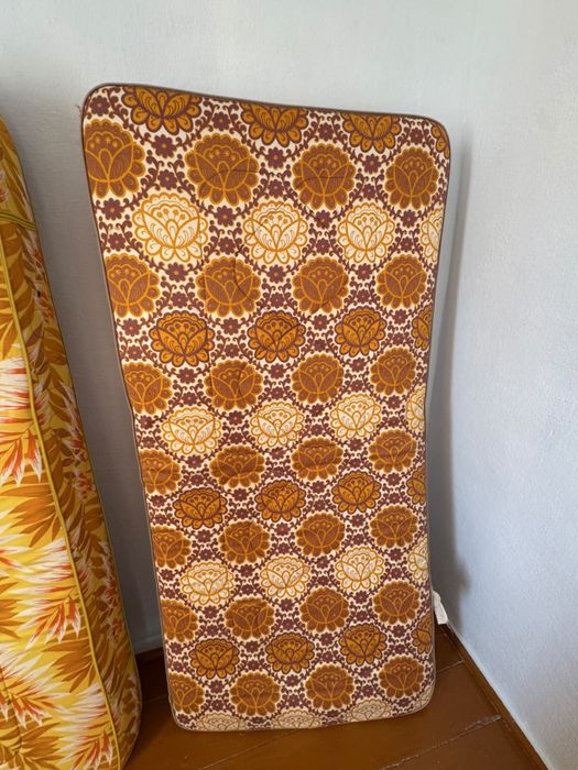 Продам матрас 2 штуки