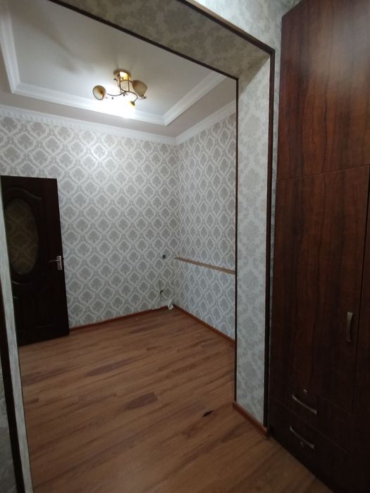 Чиланзар20 ор магазин AYGEN 30м² подвал в доль дороги 3ком 35м²подвал