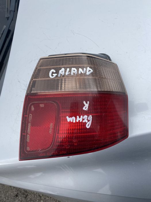 Десен стоп за Mitsubishi Galant /99г/комби/