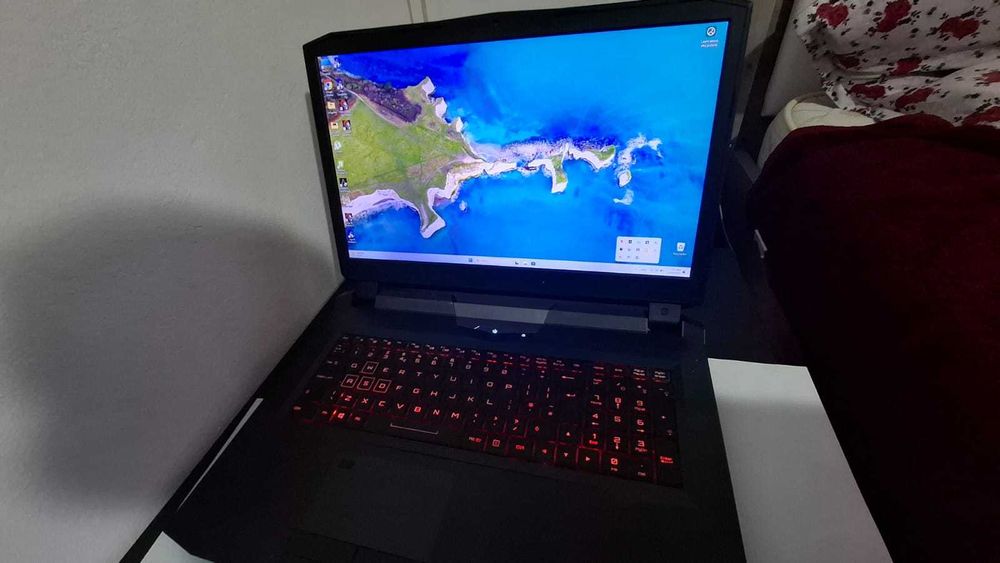 Laptop Gaming  i7-7700K | GTX 1080 8GB | 32GB RAM | SSD 2TB