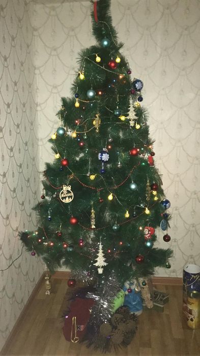 Ёлка искусственная 4500