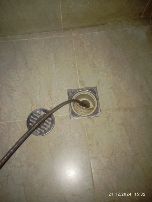 Услуги сантехника электрика