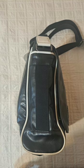 Кожена мъжка чанта