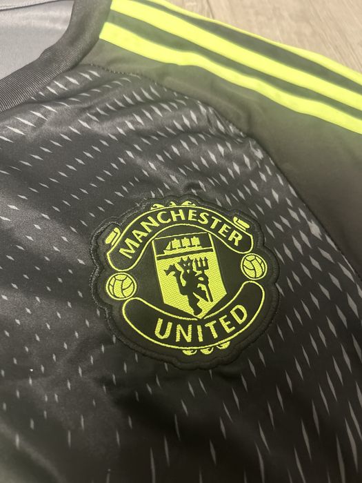 Tricou Manchester United Adidas (Gri/Neon) – NOU cu Etichetă