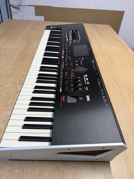 Korg Pa4x 76 International