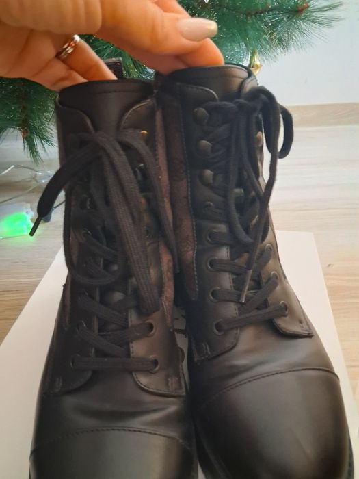 Guess дамски боти