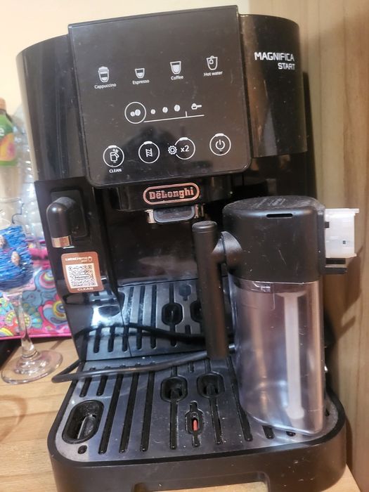 Кафемашина Delonghi Magnifica Start