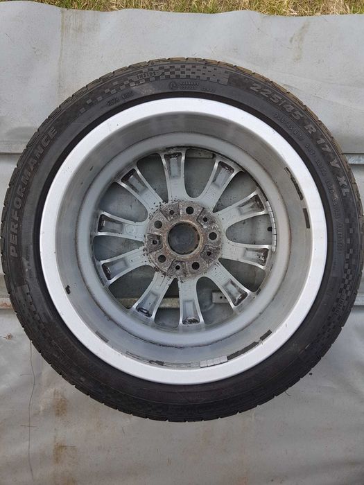 Roti complete BMW Seria 3, vara Sportiva, dimesiuni anvelope  225/45R17, DOT 2022, Profil: 2 anv. 7,5mm si 2 anv. 5mm