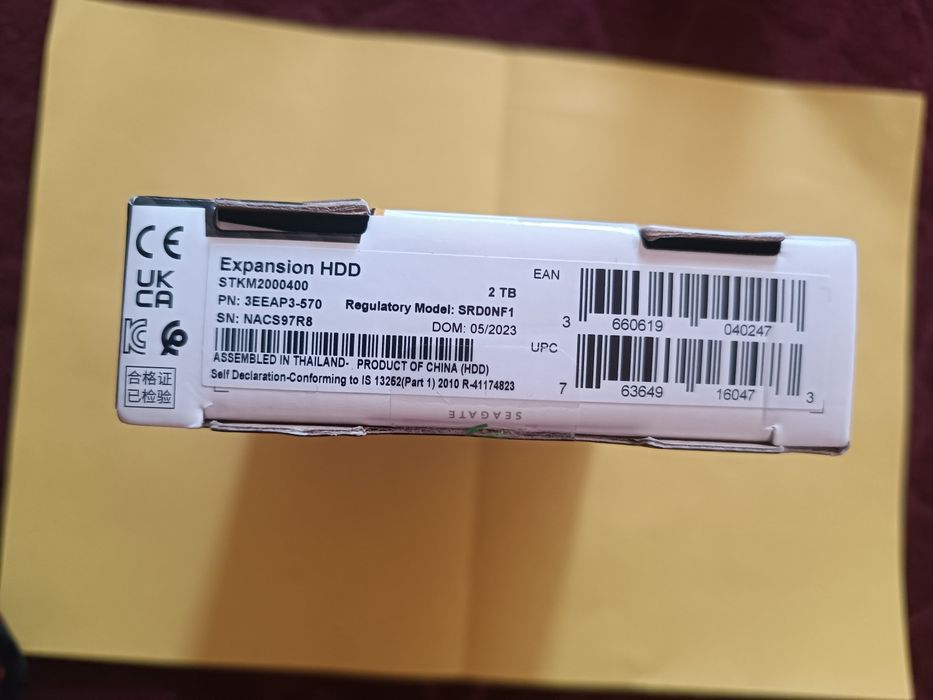 Imak 27.256.8.gb.  xard.2 tera mede kilavsh.oladigan tushungan odam te