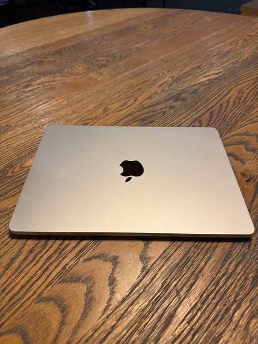 Macbook air m4 16/256GB