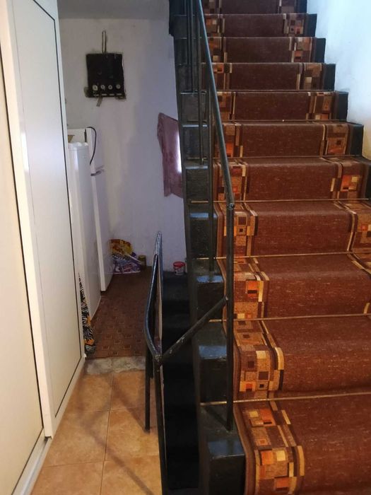 Двуетажна къща в Малина