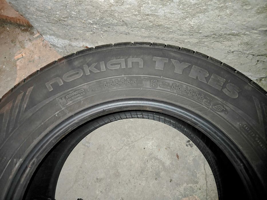 Продавам гуми NOKIAN POWERPROOF SUV 235/65/17