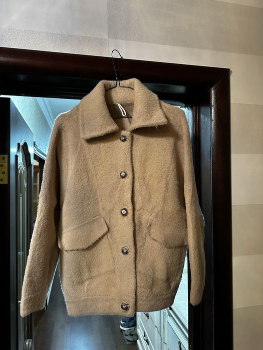 Продам куртку Альпаку