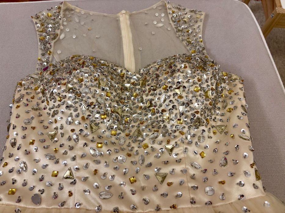 Бална рокля Официална рокля за сватба, рожден ден  с камъни- златна