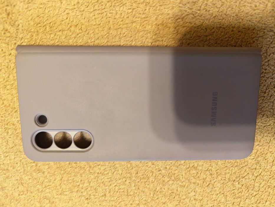 Чехлы на samsung S21
