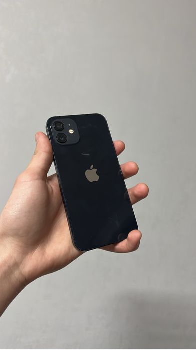 Продам Айфон 12 128гб