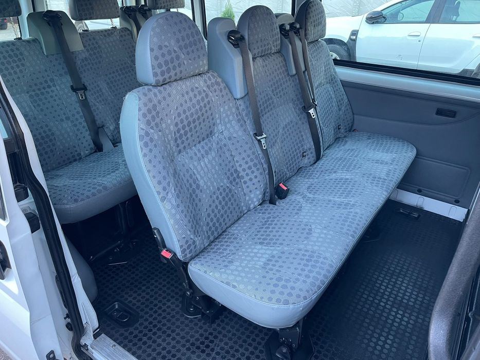 Ford Transit 2012/8+1 locuri/euro 5 /2,2 diesel