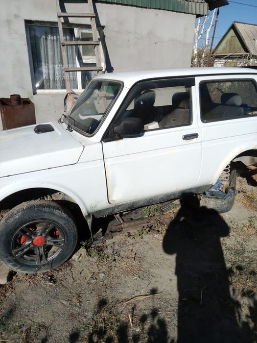 Нива 21214 продам