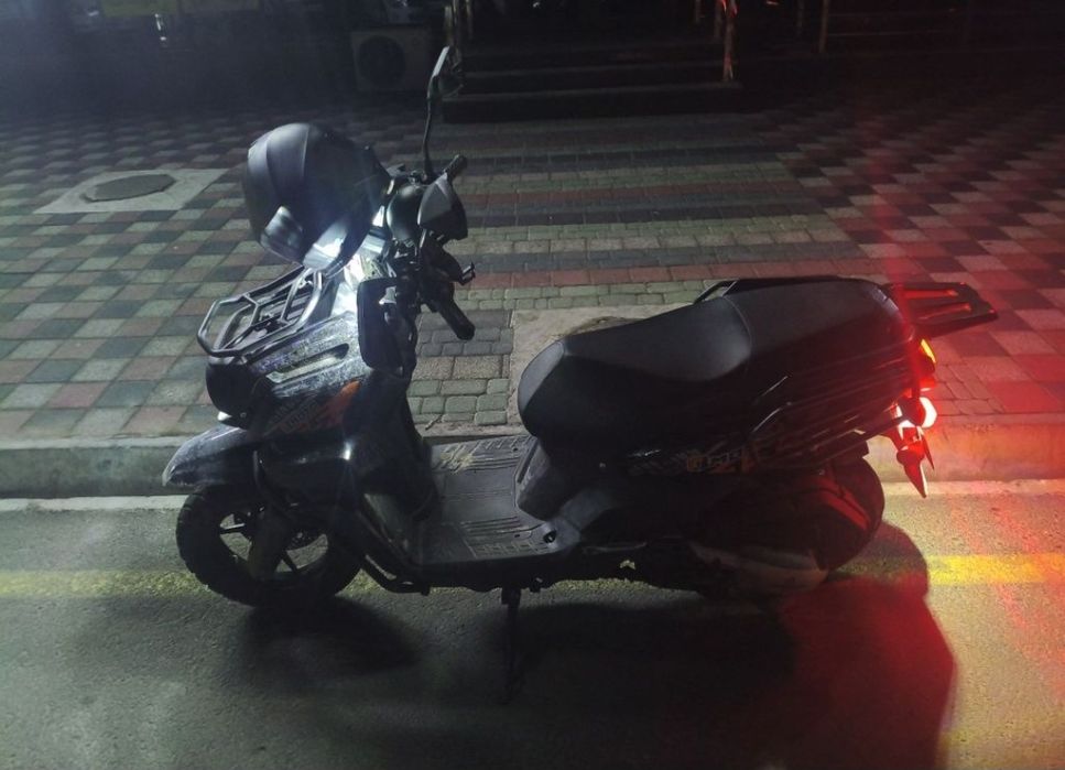 Tank skuter sotiladi 600$