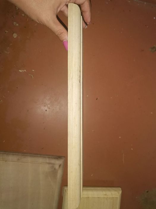 Разделочные доски из твердой породы древесины.