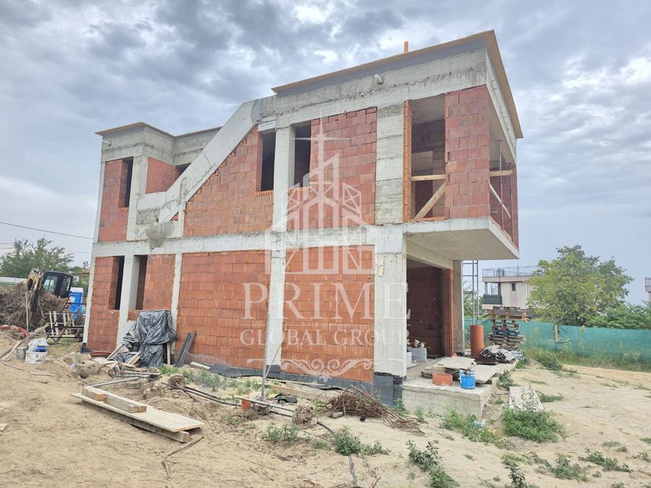 Къща във Варна- м-т Прибой площ 180 кв.м цена 463000 €