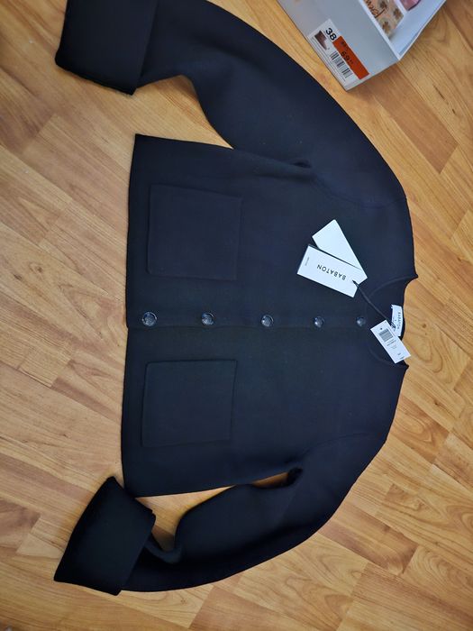 Cartigan Artizia Babaton notable