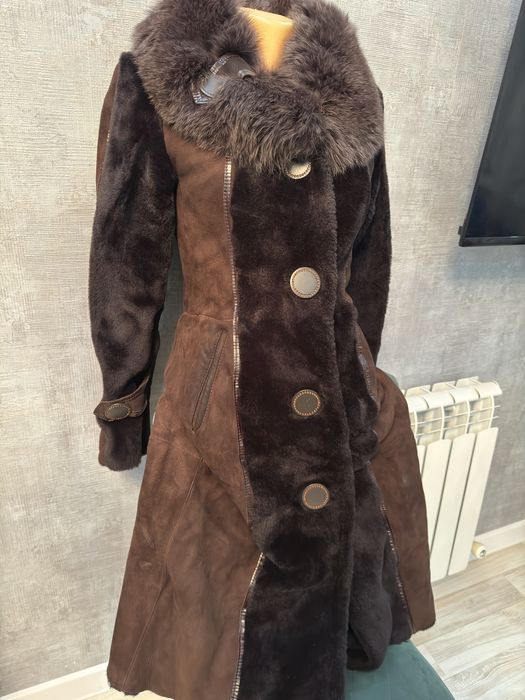 Продам дублёнку 42 размер