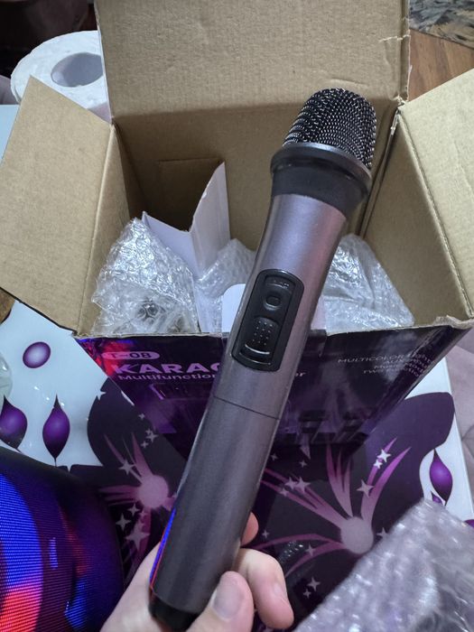 Boxa bluetooth cu microfon