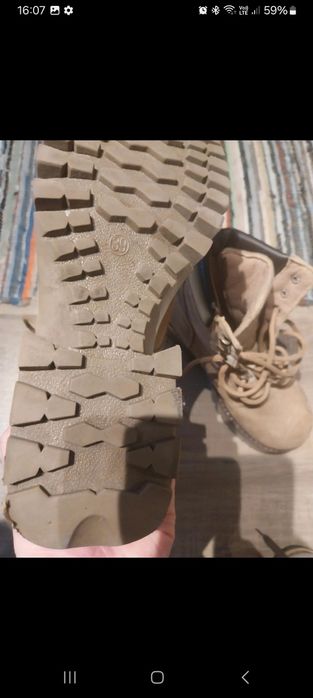 Ghete dama Graceland 39