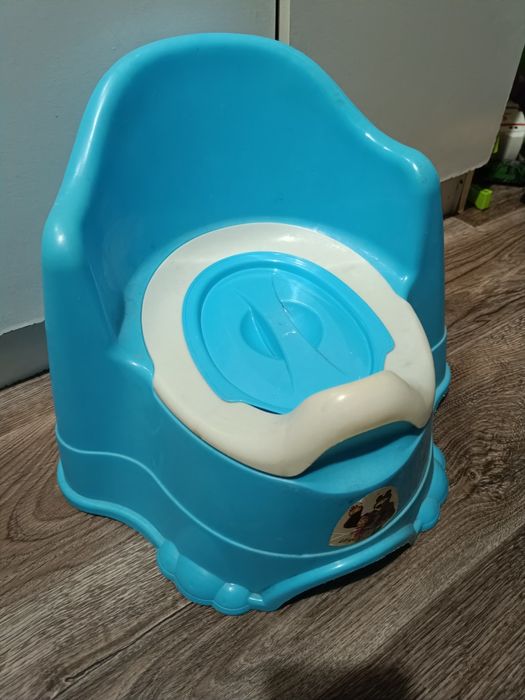 Продам стульчик для кормления