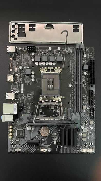 gigabyte h610 b760 platalar sotiladi