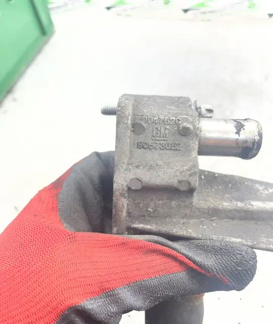 Flansa apa / lichid racire 90573652 Opel Astra 1999 2.0 DI MT (82 hp)
