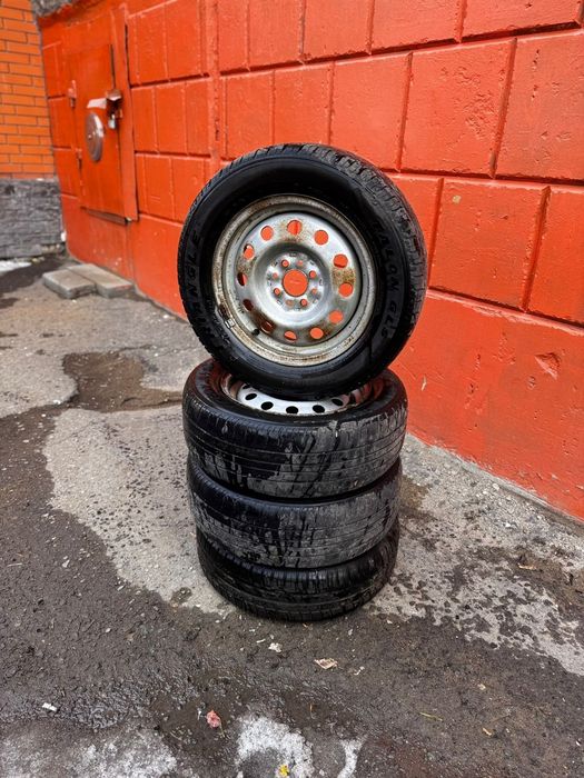 Продам комплект летних шин