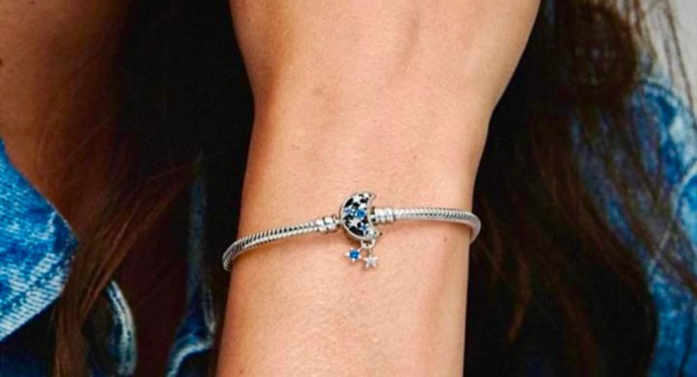 Pandora Moments (original)