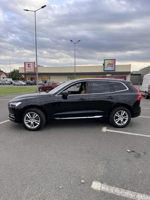 VOLVO XC60 2021 — imagine 3